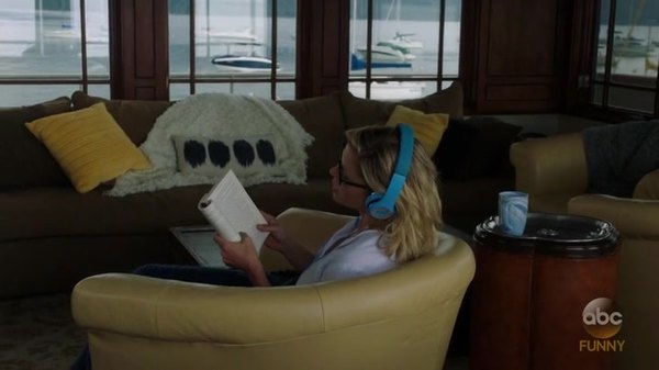 Modern Family Season 9 Episode 1