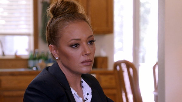 Leah Remini: Scientology and the Aftermath - S01E01 - Disconnection