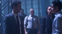 Travelers - Episode 1 - Ave Machina