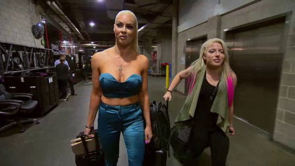 Total Divas - S07E02 - Dressed Like A Champ