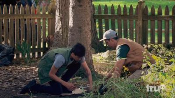 The Carbonaro Effect - S03E03 - Bro, They're Surrounding Us!