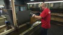 How It's Made - Episode 10 - Cast Iron Tubs; Hopi Kachina Dolls; Mine Truck Engine; Memory...