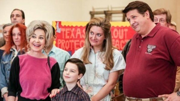 Young Sheldon - S01E16 - Killer Asteroids, Oklahoma, and a Frizzy Hair Machine