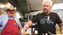 Diners, Drive-ins and Dives - Episode 1 - A Bowlful of Soul