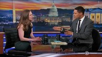 The Daily Show - Episode 89 - Chelsea Clinton