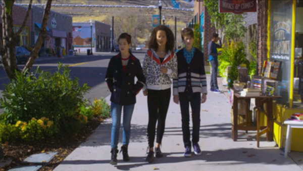 Andi Mack - S02E14 - Better to Have Wuvved and Wost