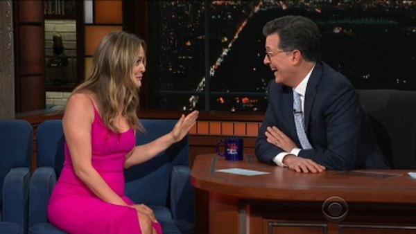 The Late Show with Stephen Colbert - S03E153 - Chris Matthews, Alicia Silverstone, Eels