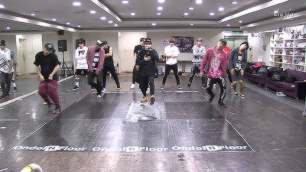BANGTANTV - S2013E108 - [CHOREOGRAPHY] BTS (방탄소년단) '진격의 방탄 (Attack on BTS)' Dance Practice