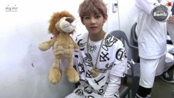 BANGTAN BOMB - S2013E10 - Kind & Big Lion Styling