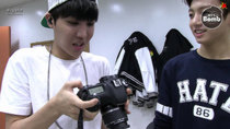 BANGTAN BOMB - Episode 70 - Photographer j-hope & Jung Kook lol