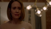 American Horror Story - Episode 1 - Election Night