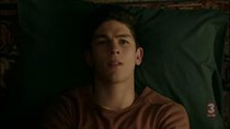 Nowhere Boys - Episode 10