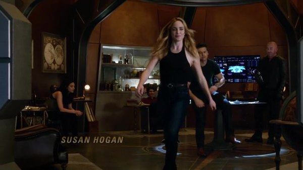 Screencaps of DC's Legends of Tomorrow Season 4 Episode 1