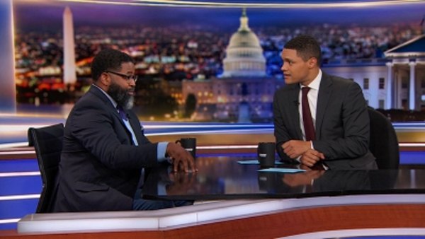 The Daily Show - S24E17 - Midterm Election Night Special