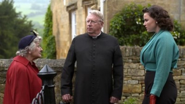 Father Brown - S07E04 - The Demise of the Debutante