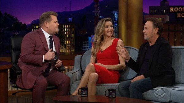 The Late Late Show with James Corden - S04E72 - Billy Crystal, Sarah Chalke, Buddy