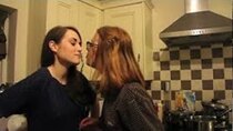 Rose and Rosie - Episode 39 - SUPERKISS!