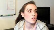 Rose and Rosie - Episode 21 - 9 WAYS TO COME OUT