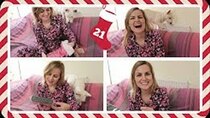Rose and Rosie Vlogs - Episode 38 - VLOGMAS! | OPENING ROSE'S PRESENT!