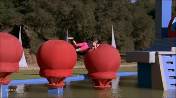 Wipeout (US) - S07E07 - Blind Date: Falling for You (2)