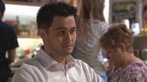 Neighbours - Episode 30