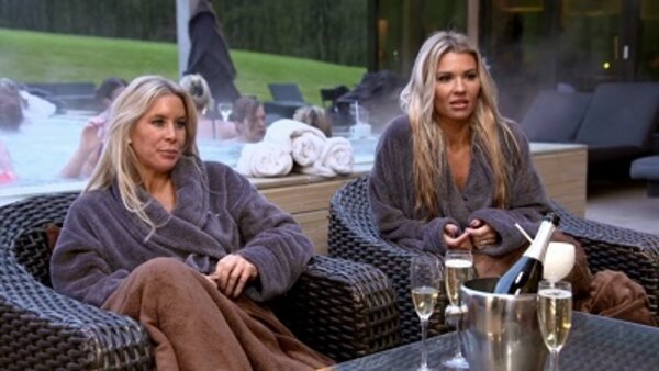 The Real Housewives of Cheshire - S09E02 - Flirting with Disaster