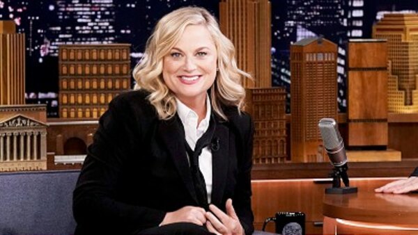 The Tonight Show Starring Jimmy Fallon - S06E135 - Amy Poehler, Ryan Eggold, Vampire Weekend