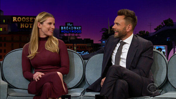 The Late Late Show with James Corden - S04E141 - Joel McHale, Betty Gilpin
