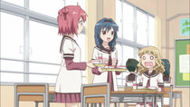 Yuru Yuri 2 - Episode 3 - Chocolate and Tears and Girls and Girls and Isobe Fries