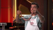 MasterChef (US) - Episode 19 - Pigging Out