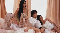 Keeping Up with the Kardashians - Episode 9 - Christmas Chaos