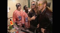 WWE Raw - Episode 49 - RAW is WAR 393