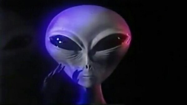Sightings - S02E06 - Aliens Among Us, Top Secret UFO, Ghost investigation