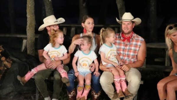 OutDaughtered - S06E05 - Big Decisions in the Big Country