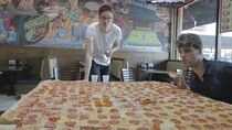 Alternative Lifestyle - Episode 65 - World's biggest pizza challenge.