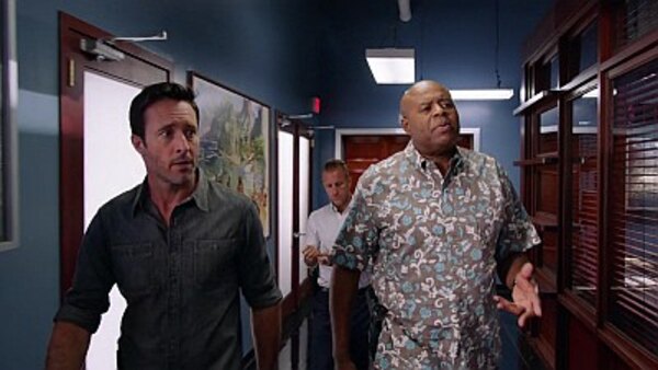 Hawaii Five-0 - S10E06 - A'ohe pau ka 'ike i ka halau ho'okahi