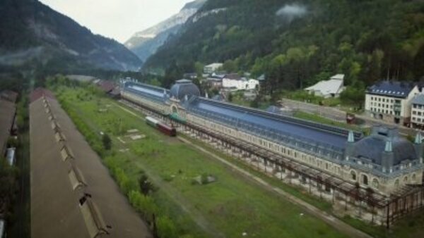 Secrets of the Railways - S01E01 - Nazi Gold Highway