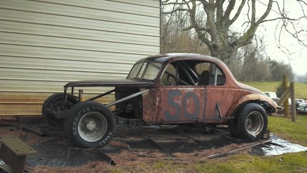 Barn Find Hunter - S03E13 - $900 Richard Petty 426 Wedge Engine and a whole bunch of Ford Galaxies