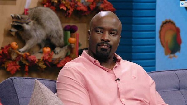 Comedy Bang! Bang! - S05E18 - Mike Colter Wears a Pink Button Up and Black Boots