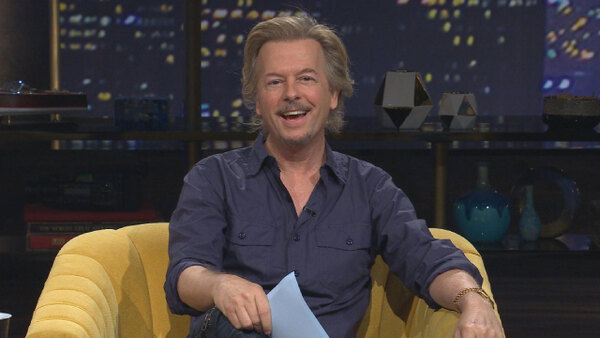 Lights Out with David Spade - S01E54 - Chris Hardwick, Sarah Tiana & Brian Posehn