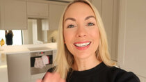 Emily Norris - Episode 145 - WHAT I EAT IN A DAY AD | EMILY NORRIS