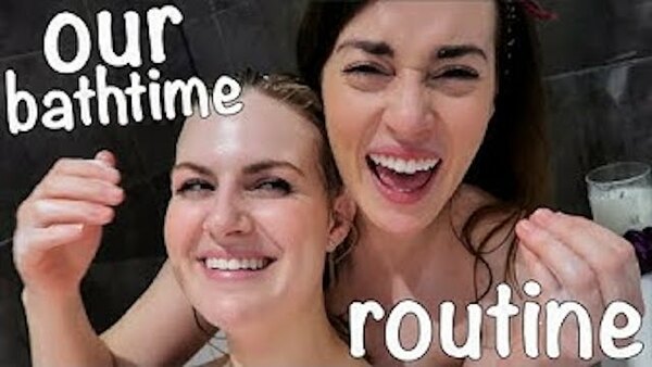 Rose and Rosie Vlogs - S07E01 - Our Bathtime Routine