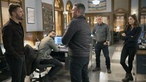 Chicago Fire - Episode 15 - Off the Grid (1)