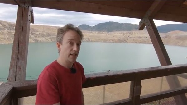 Tom Scott: Amazing Places - S2019E10 - The Toxic Pit With A $3 Admission Fee