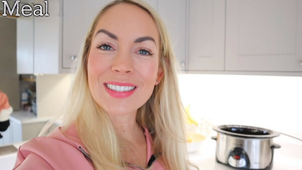 Emily Norris - S06E120 - A WEEK OF FAMILY DINNERS #2 | DINNER INSPO & WHAT I EAT | EMILY NORRIS