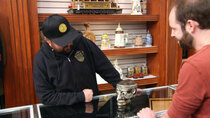 Pawn Stars - Episode 10 - Crossbows, Coins and Conspiracies