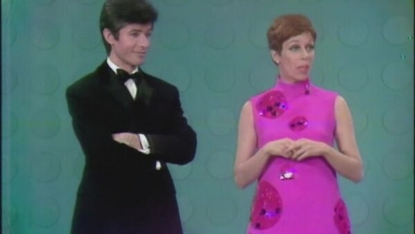 The Carol Burnett Show - Ep. 18 - with George Chakiris, Shirley Jones