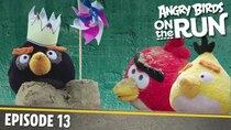 Angry Birds on The Run - Episode 13 - Fun Day at The Beach