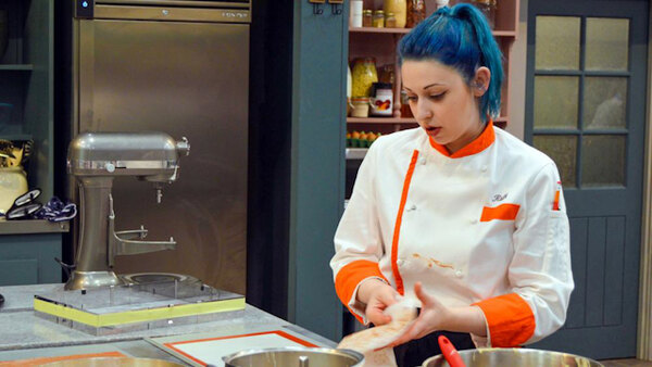 Bake Off: The Professionals - S03E05 - Vegetable Cakes, Tomato Shaped Desserts and Pièce Montée