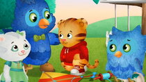 Daniel Tiger's Neighborhood - Episode 19 - Daniel Feels Two Feelings